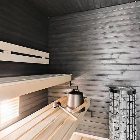 Casa Hippos - With A Sauna And Parking Jyväskylä